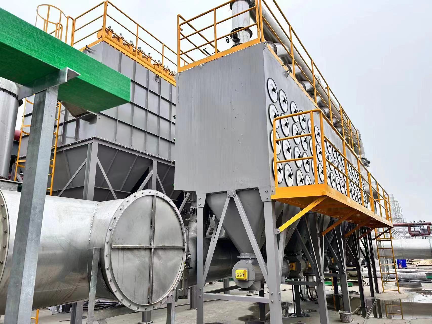 熔爐粉（fěn）塵廢（fèi）氣濾筒處（chù）理